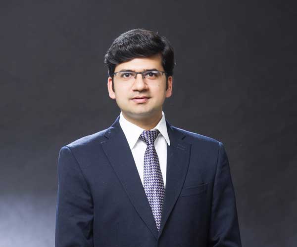 Eye Surgeon in Jabalpur - Dr. Mudit Agrawal Ophthalmologist